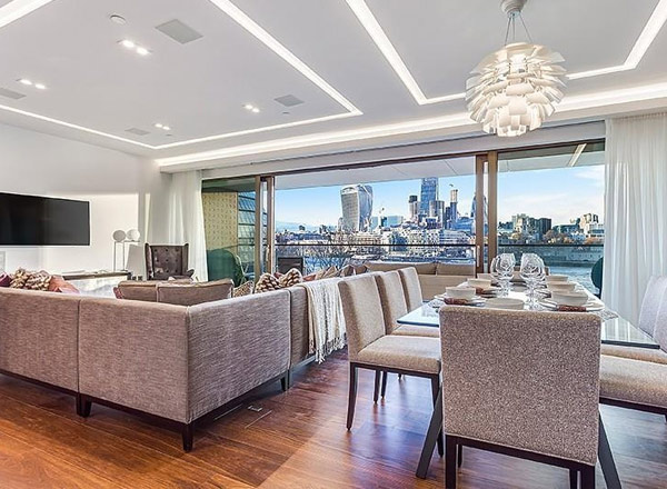 3 Bedroom house in London, United Kingdom